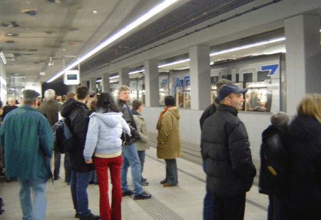Eine U-Bahn-Station in Linz, HBF