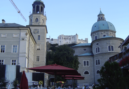 Dom vom Residenzplatz aus gesehen