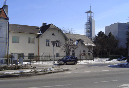 Blick von Rennbahnstr. Richtung Klangturm