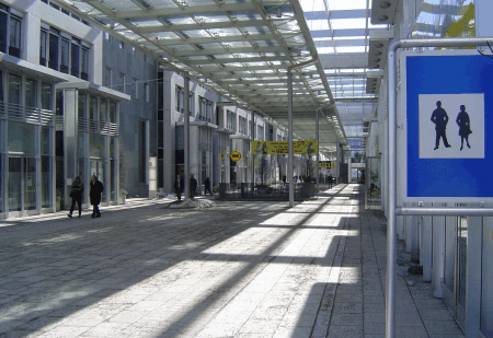 Blick in den Landhausboulevard