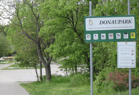 Blick zur�ck in den Donaupark