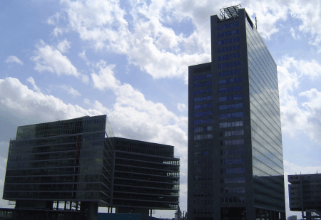 Erst in den 90er-Jahren entwickelte sich die Donaucity um die Uno-City.